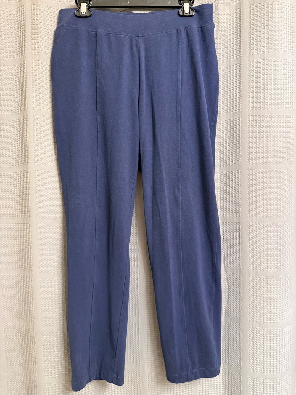 Women's Navy Pull-On Leggings — Streamlined Ponte Style